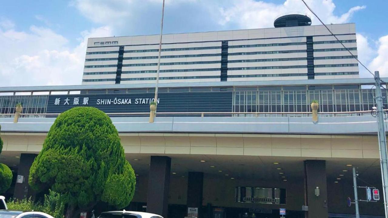 Toyoko Inn Shin-Osaka Chuo-Guchi Shinkan Exterior photo